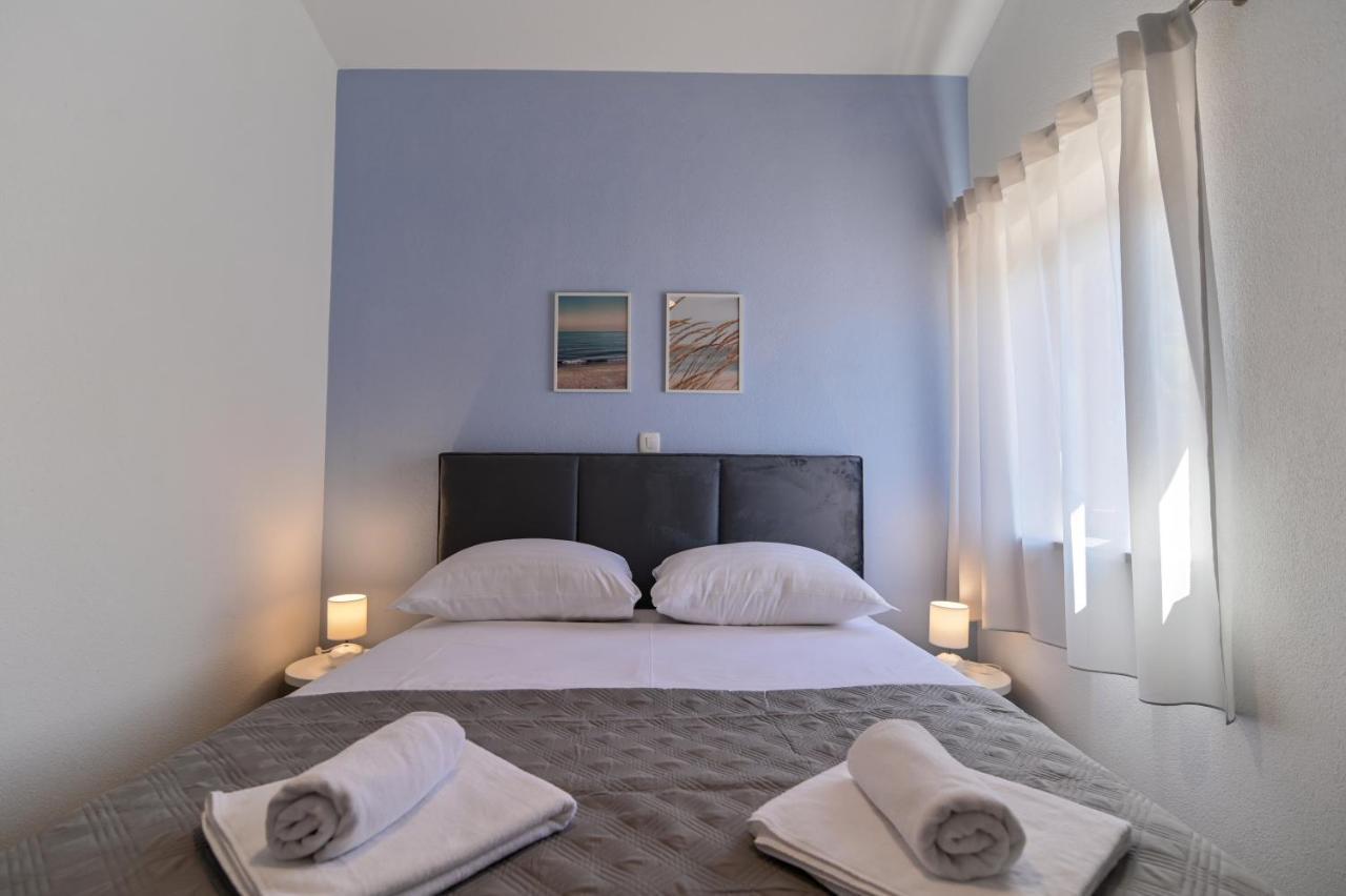 Villa Rudini With Heated Pool Okrug Gornji Kültér fotó